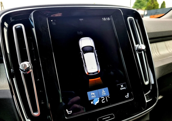 Volvo XC 40 cena 102900 przebieg: 181000, rok produkcji 2020 z Siemiatycze małe 704